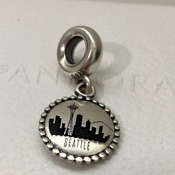 Pandora Jewelry - New Pandora SEATTLE Destination Charm 791169-G052